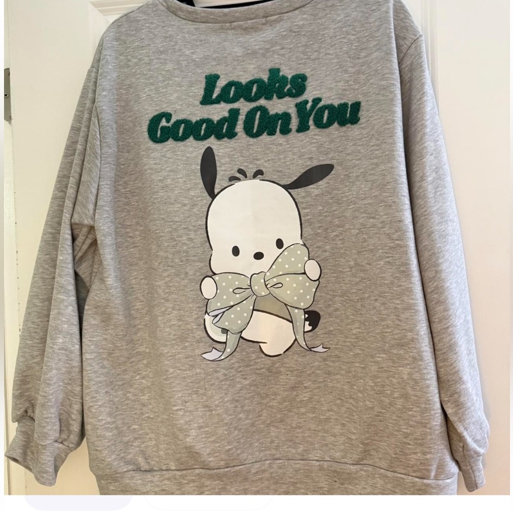 Sanrio Pochacco Gray Oversized Sweatshirt‎ Medium Bow